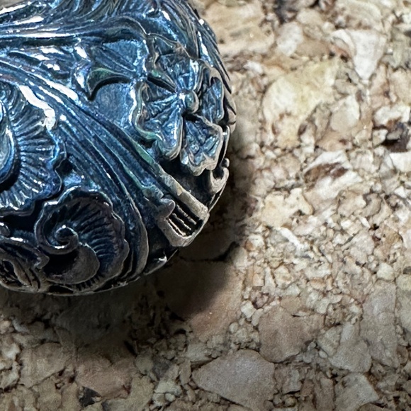 Sterling Silver Ring - Picture 4 of 6